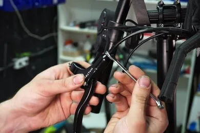 Что такое тормозная система на самокатах Halten